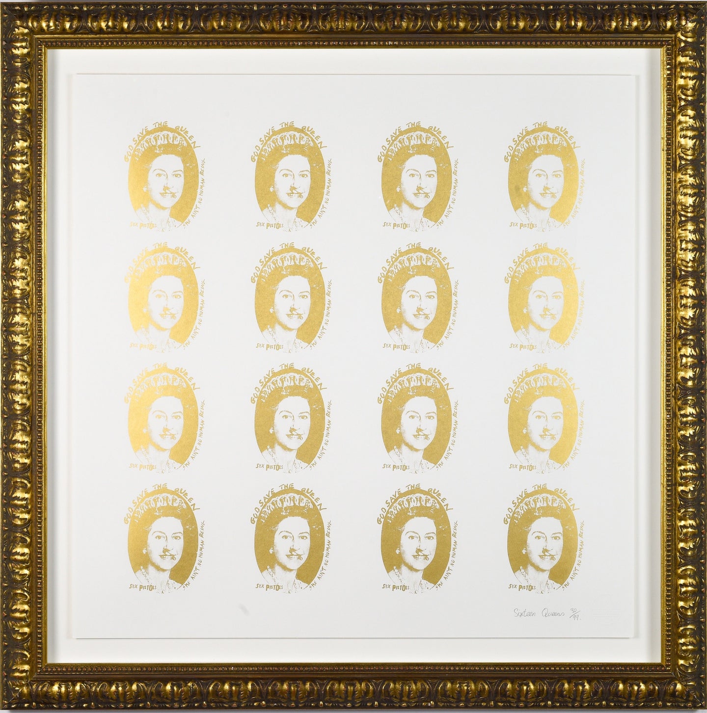 16 Queens – Gold edition Framed - Artificial